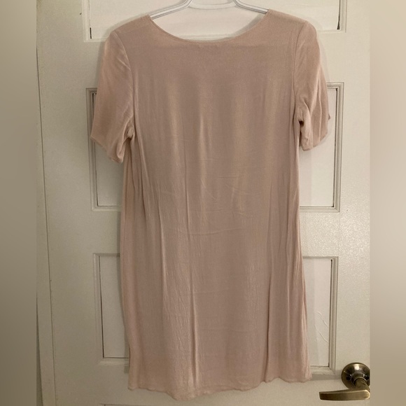 wilfred free (aritzia) t-shirt dress - Picture 2 of 4